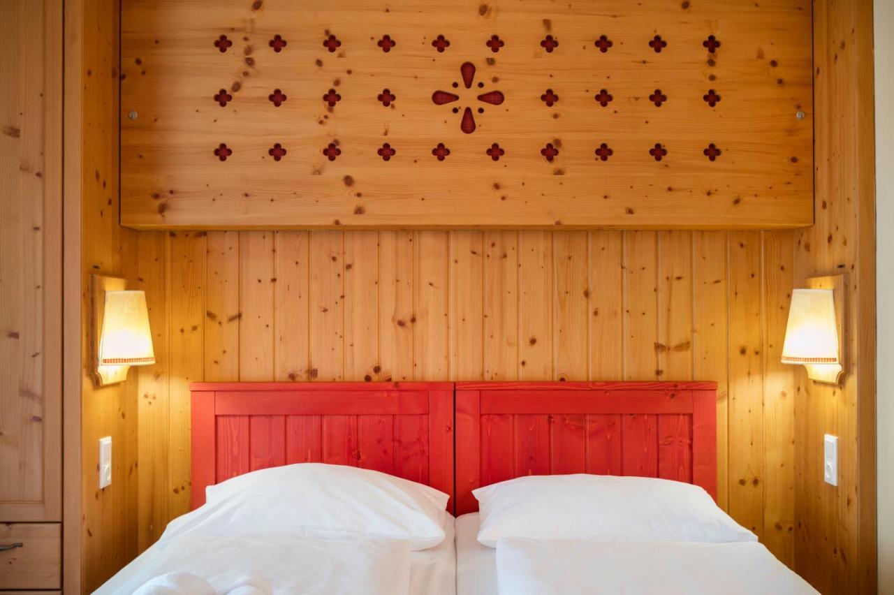 Jufa Hotel Tieschen Екстер'єр фото